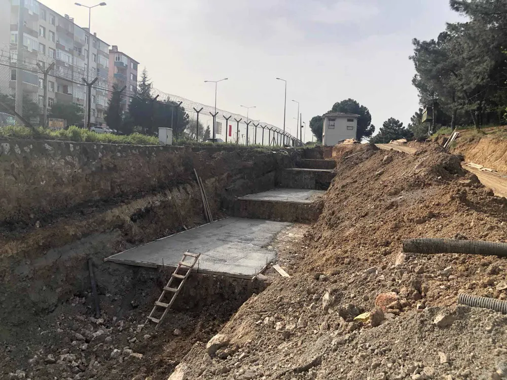 Sezai Karakoç yaya üstgeçidinin yapımına başlandı