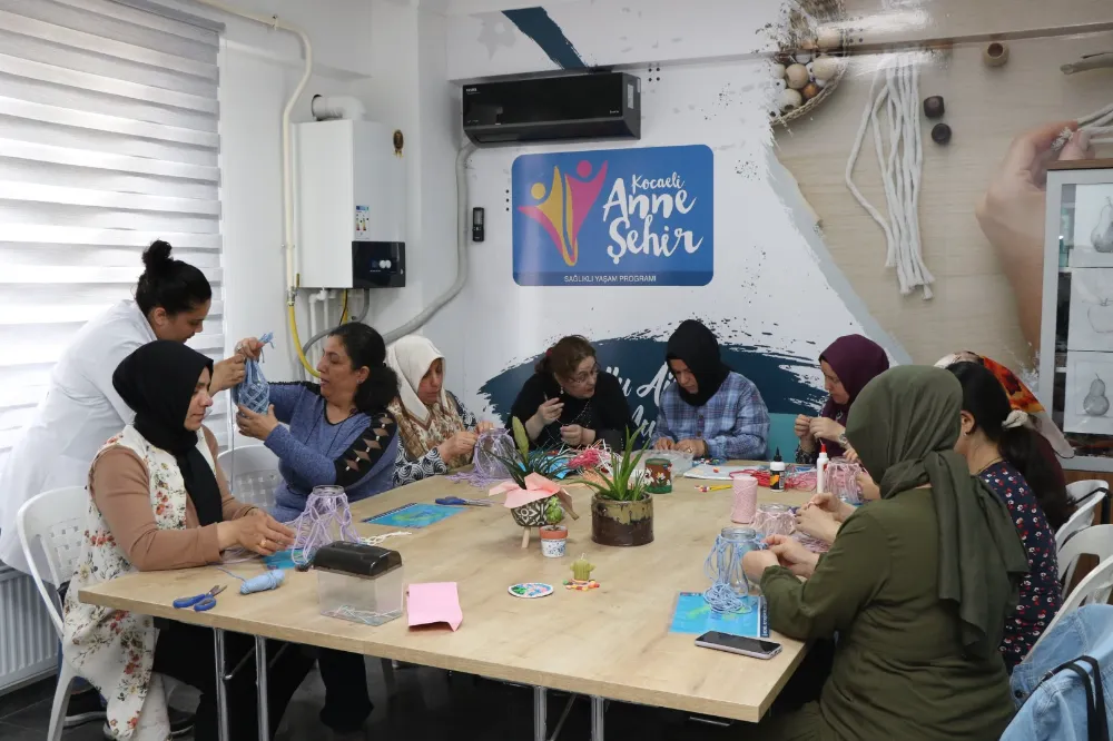 Anne Şehir’de atık malzemeler sanat eserine dönüşüyor