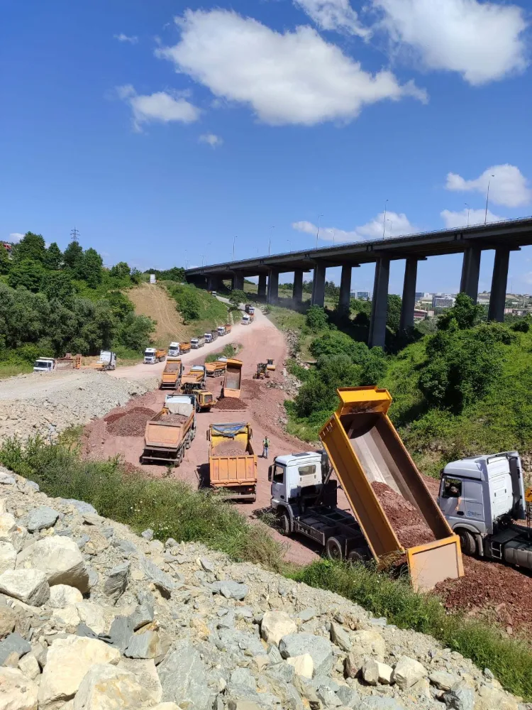 Wilcynski Caddesi’nde yol çalışmasına devam