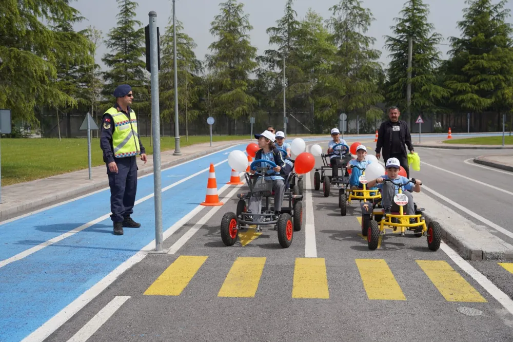 Çocuklar trafik konusunda bilinçleniyor