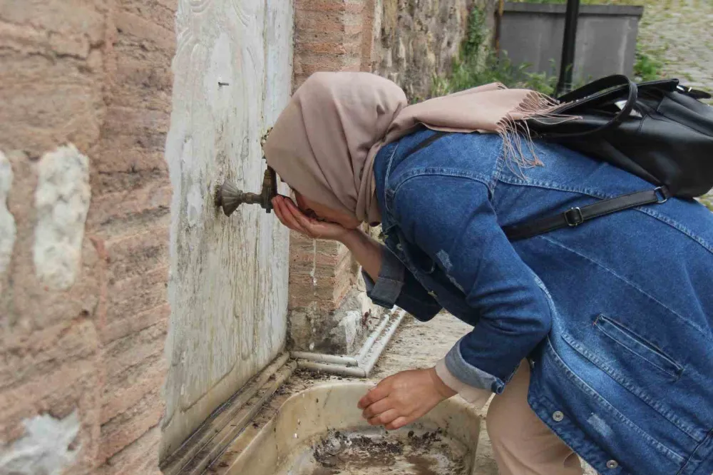 İstinat duvarındaki 241 yıllık tarih