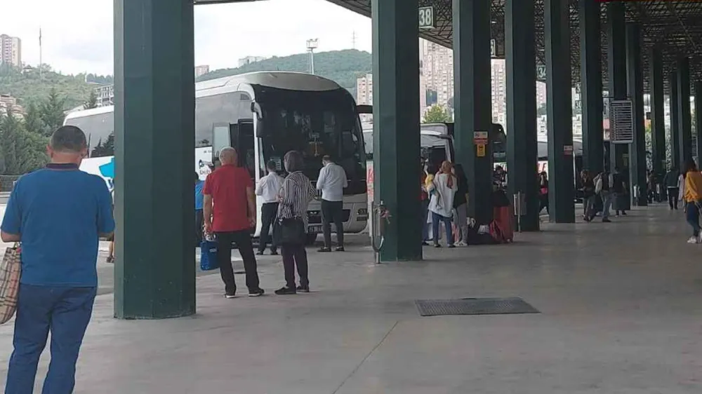 Bayram öncesi otogar yoğunluğu