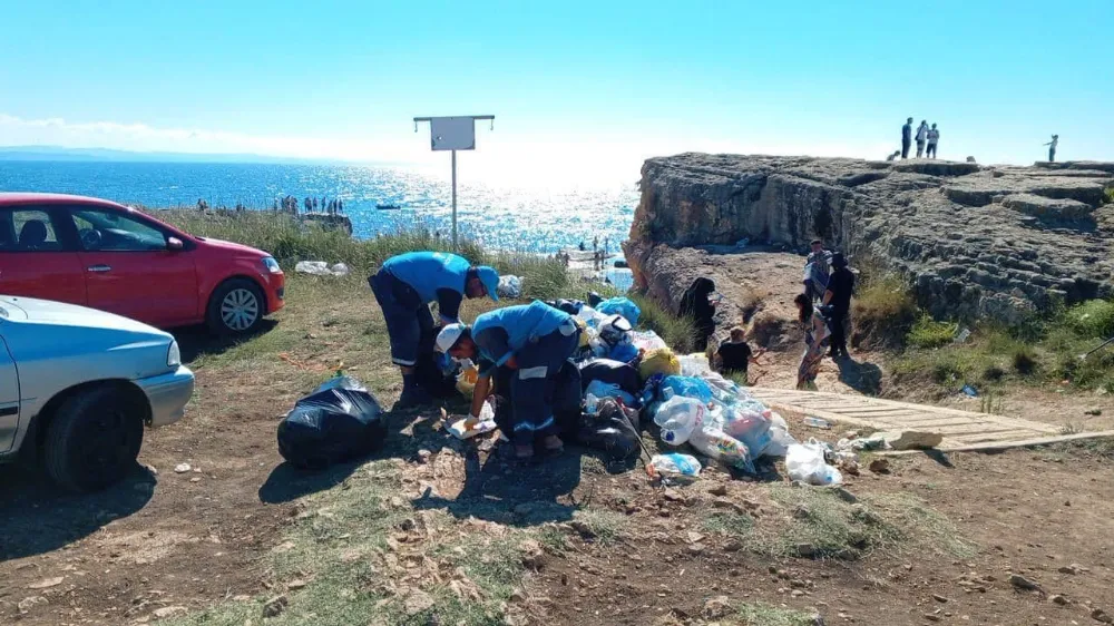 Kandıra’da 110 ton çöp toplandı