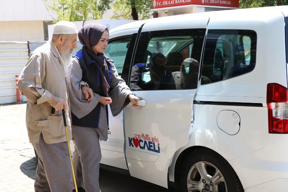 Nazmi amcanın en büyük desteği Geniş Ailem