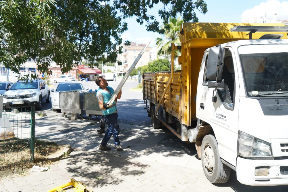 Çayırova’da kaba atıklar geri dönüştürülüyor