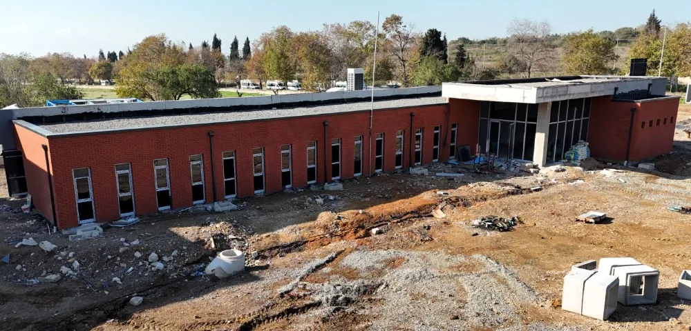 Çayırova otobüs garajında tam yol ileri