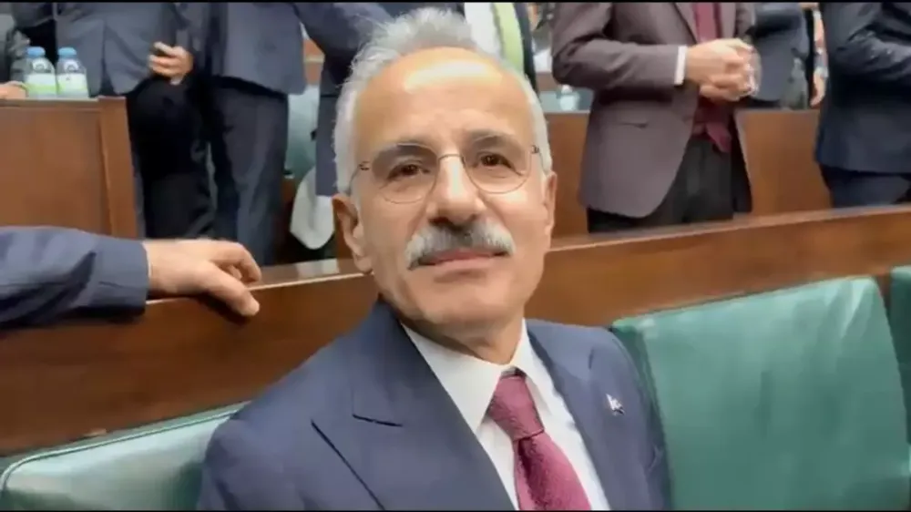 Ulaştırma ve Altyapı Bakanı Abdulkadir Uraloğlu, Gebze