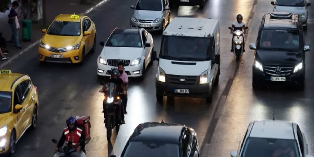 Bu kurallara uymayan sürücülere 993 lira idari para cezası uygulanacak