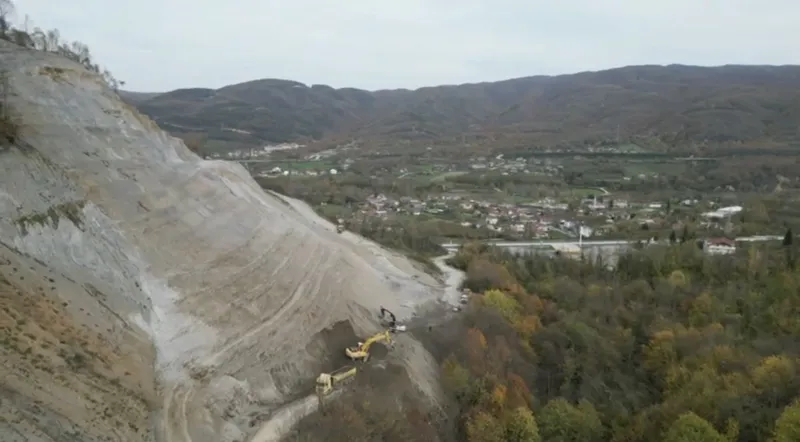 Kaynaşlı’da heyelan sonrası hızlı çözüm
