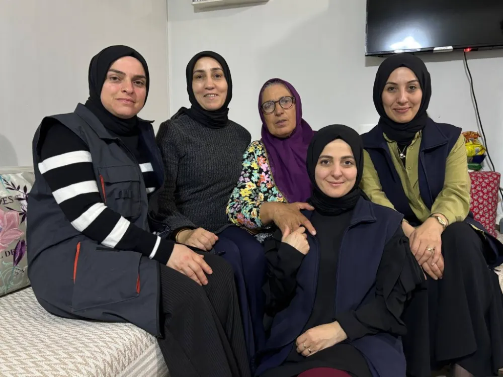 Kartepe’de Büyüklerin Yalnızlığına Dokunan Sıcak Bir El