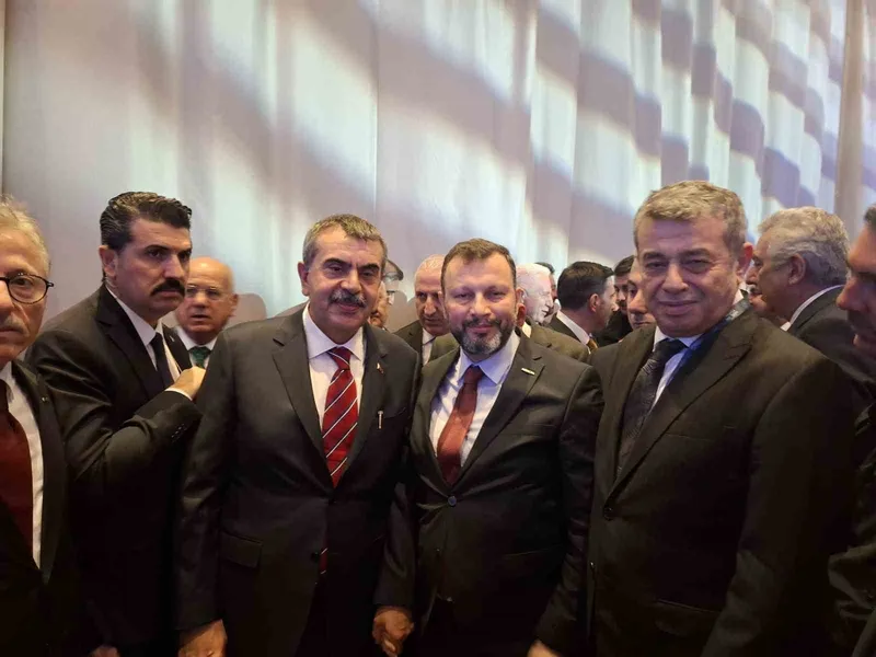 Başkan Künkcü, Mesleki Eğitim Zirvesi’ne katıldı
