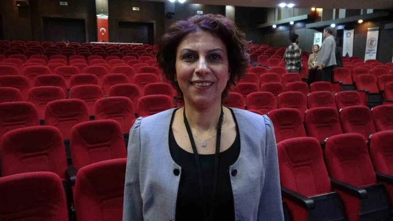 Prof. Dr. Arzu Fırat Ersoy: 
