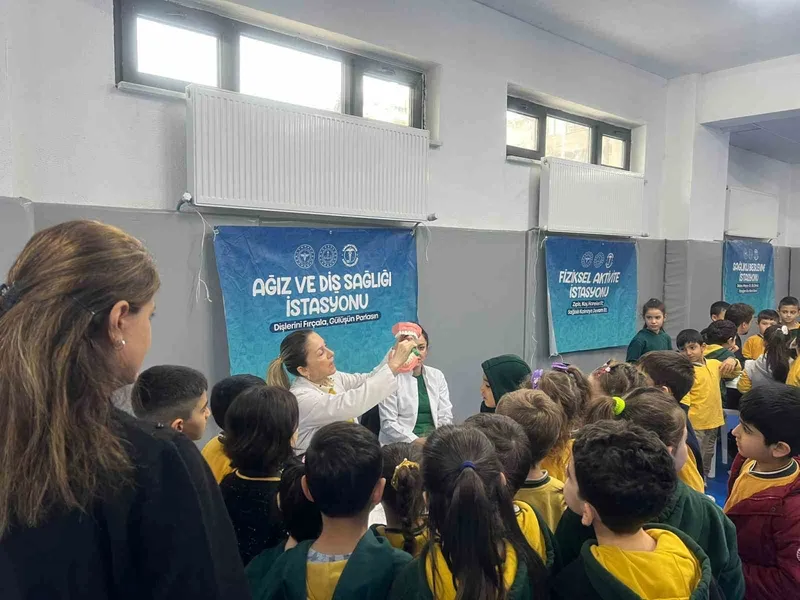 Işık İlkokulunda sağlıklı çocuk sağlıklı gelecek etkinliği

