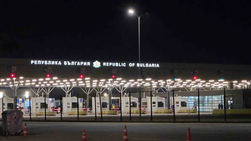 Bulgaristan tarafında 32 kilometre tır kuyruğu oluştu
