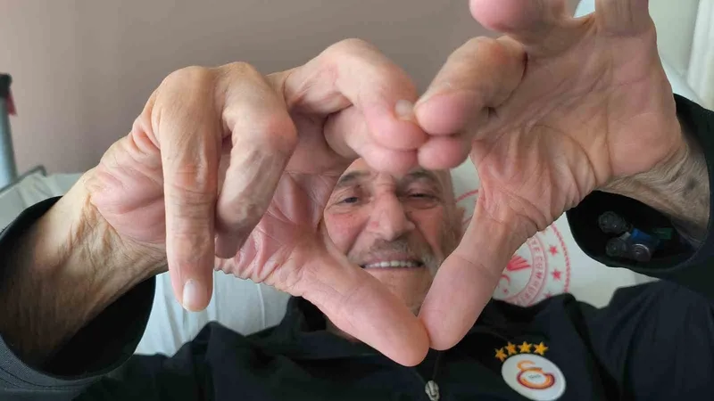 Türk sinemasının usta oyuncusu Coşkun Göğen’in hastanedeki tedavisi sürüyor
