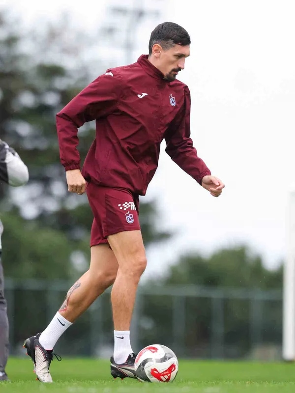 Trabzonspor’da Savic, takımla çalıştı

