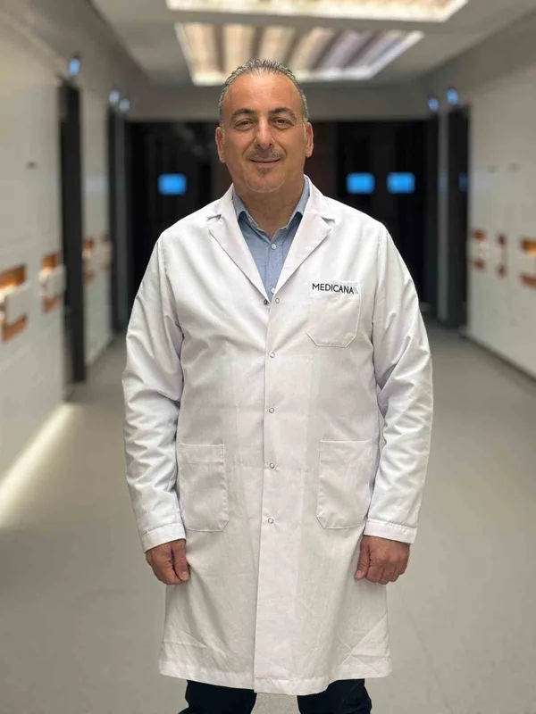 D vitamini eksikliği saç dökülmesine neden oluyor
