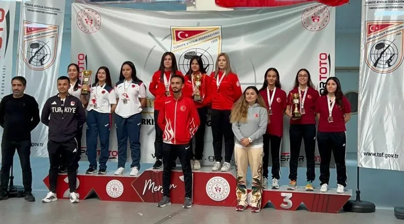 Erzurum ETÜ Atıcılık takımı Mersin’de birinci oldu
