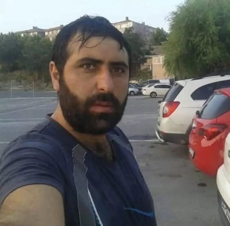 İdil’de tarlada feci kaza: Çiftçi hidrolik basıncın arasında can verdi
