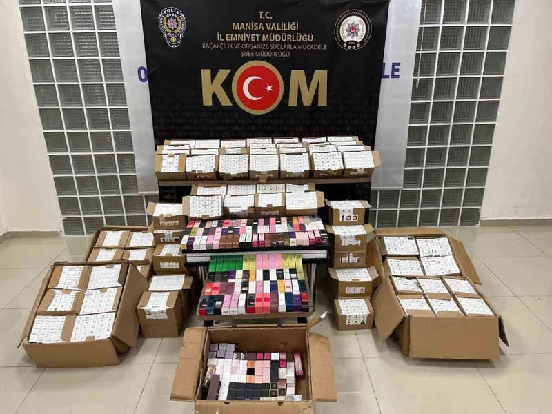 Kasım ayında binlerce kaçak ürün ele geçirildi
