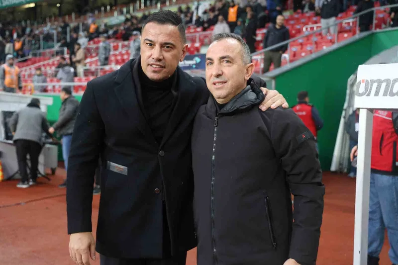 Trendyol Süper Lig: Konyaspor: 0 - Çaykur Rizespor: 1 (İlk yarı)
