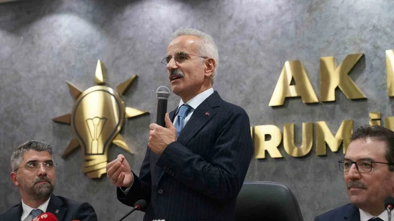 Ulaştırma ve Altyapı Bakanı Abdulkadir Uraloğlu; 