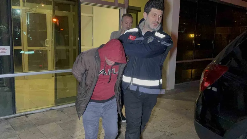 Üvey oğlunu öldüren şahıs tutuklandı
