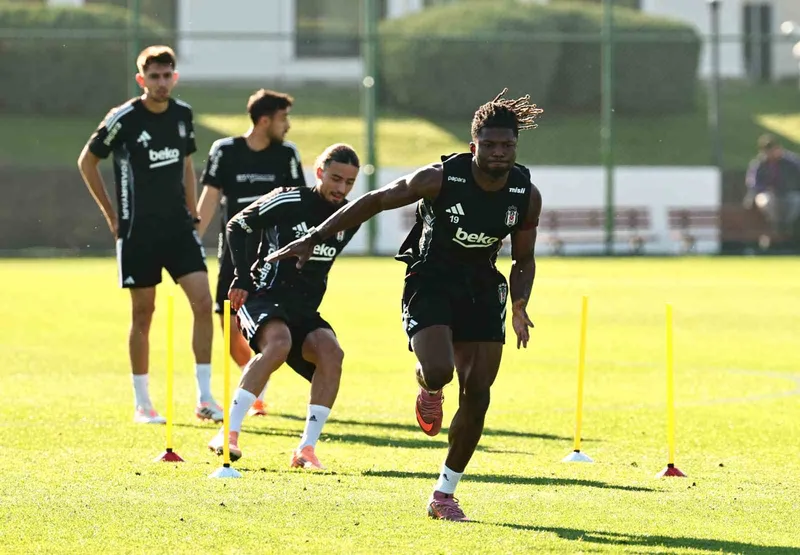 Beşiktaş, Gaziantep FK maçı hazırlıklarını sürdürdü
