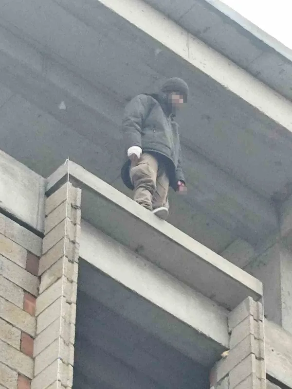 Erzurum Horasan’da intihar girişimi: Ekipler son anda ikna etti
