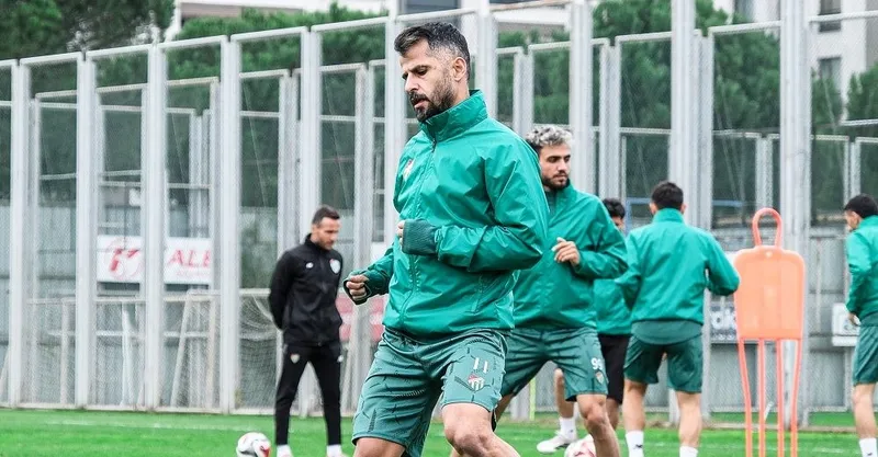 Bursaspor’da hazırlıklar sürüyor

