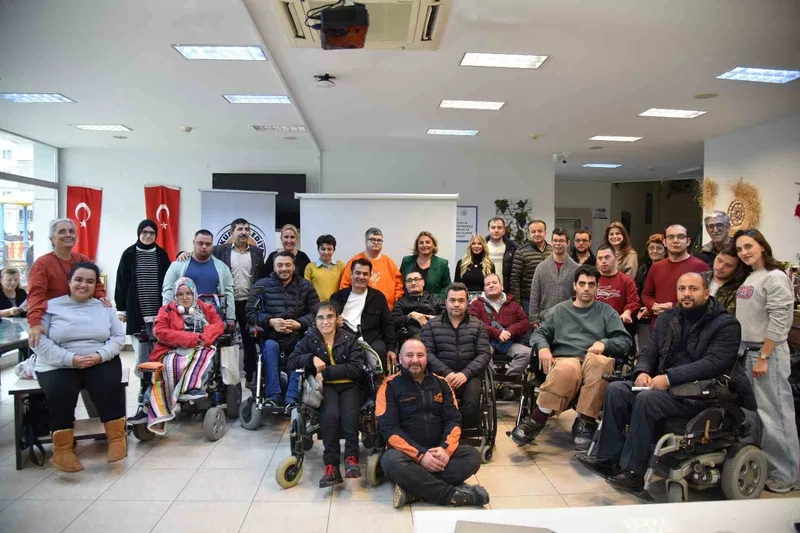 Atakum Belediyesi’nden özel gereksinimli bireylere yönelik afet farkındalık eğitimi
