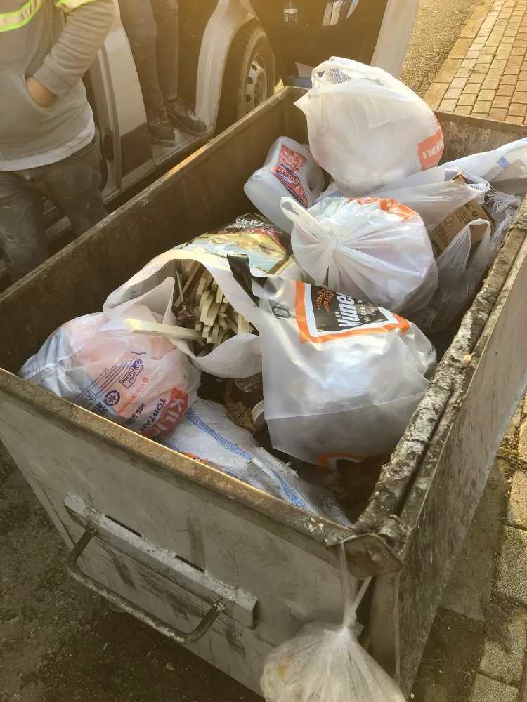 Çayırova’da kaçak inşaat atığına ceza