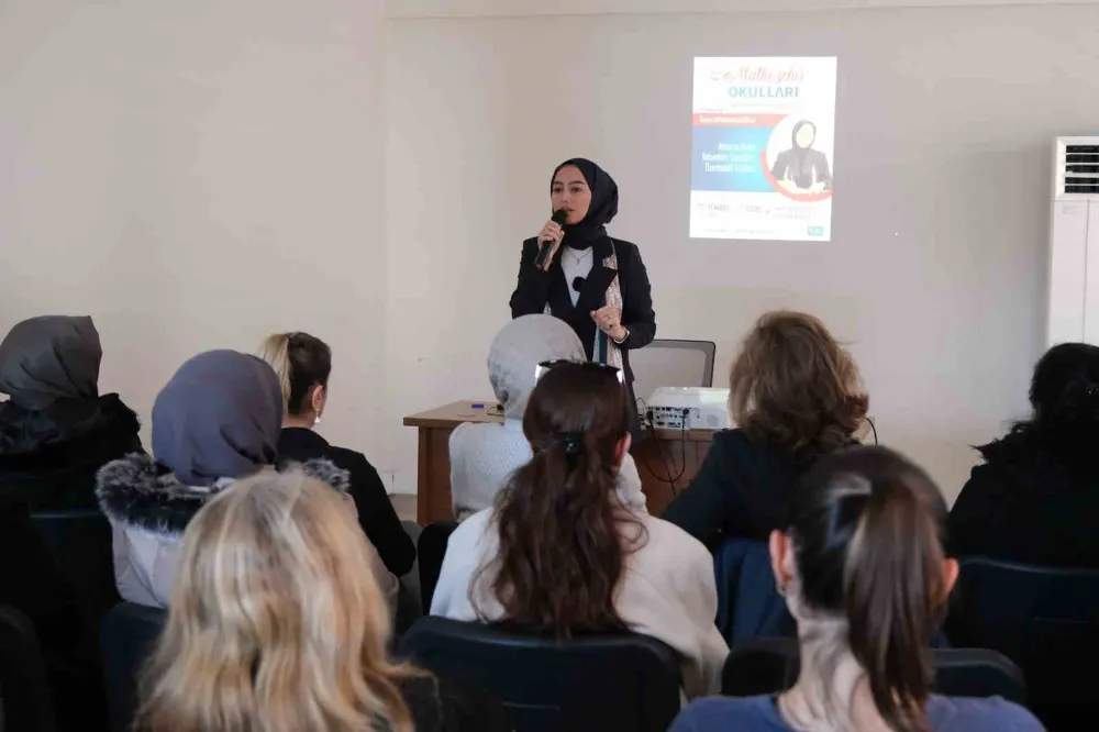 Anne ve babaların çocuklarıyla iletişim farkındalığı