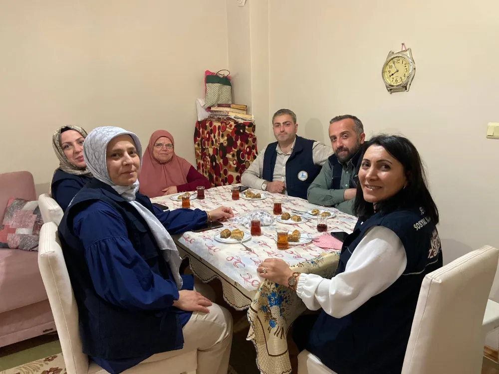 ALO EVLAT YÜREKLERİ ISITIYOR