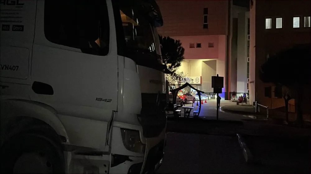 Tır, hastane otoparkına daldı: Sürücü alkollü çıktı, araçta ise uyuşturucu bulundu