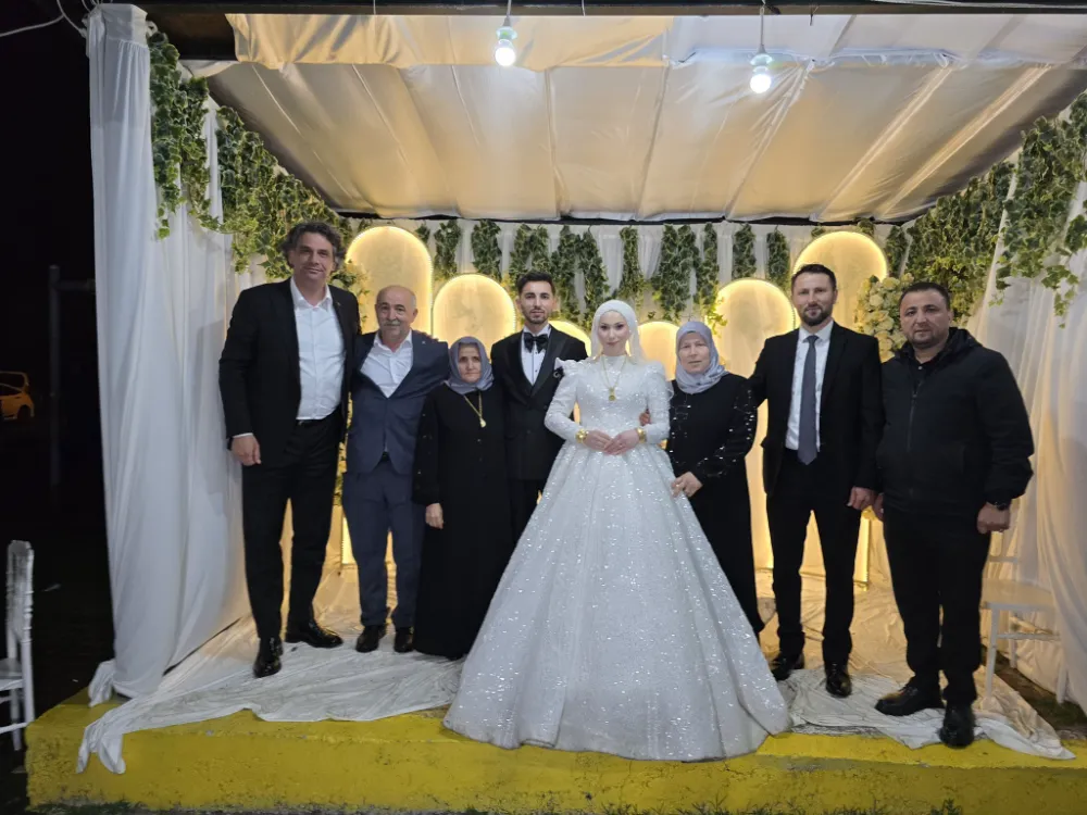 KOCAMAN’DAN YAĞMUR ALTINDA HORON