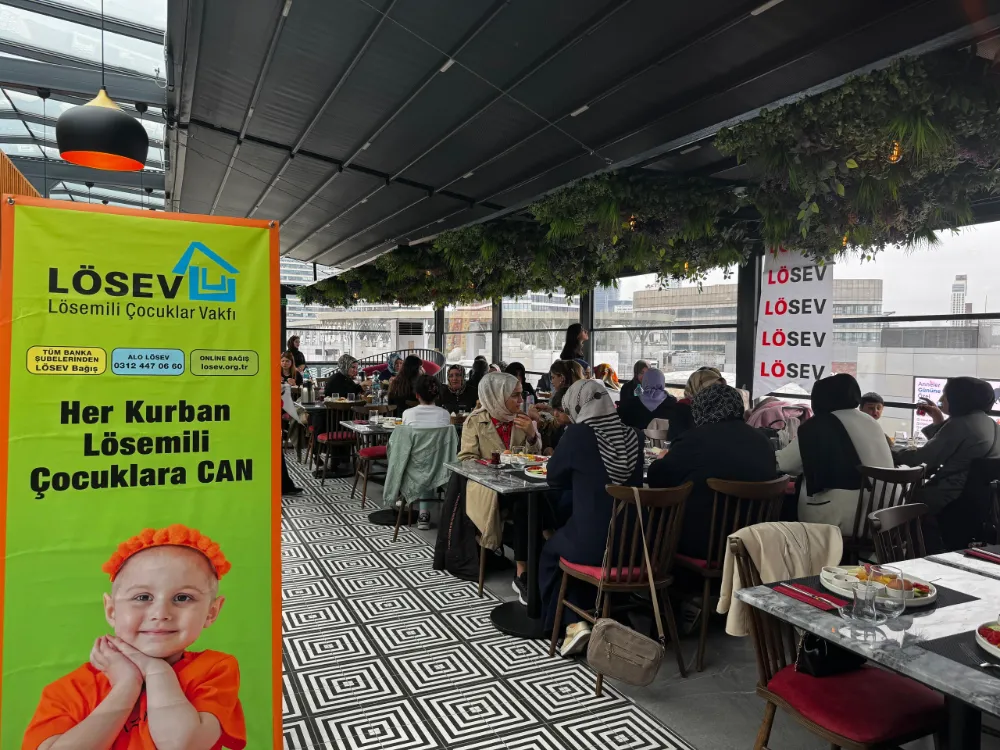 LÖSEV İSTANBUL ANNELER GÜNÜ’NÜ KUTLADI