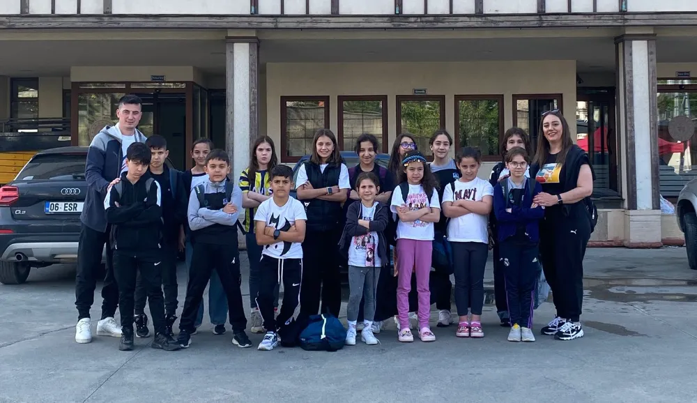 Çayırova’ya Türkiye yüzme şampiyonluğu geldi
