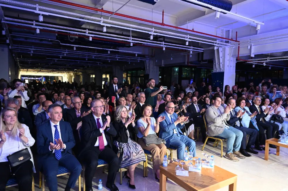 Kocaeli AB Bilgi Merkezi, Avrupa Günü’nü KSO Oda Orkestrası Yaza Merhaba Konseri ile kutladı