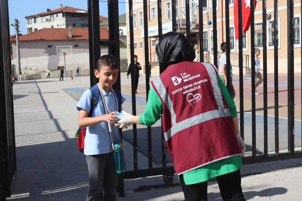 İzmit Belediyesi’nden eğitime sağlıklı dokunuş