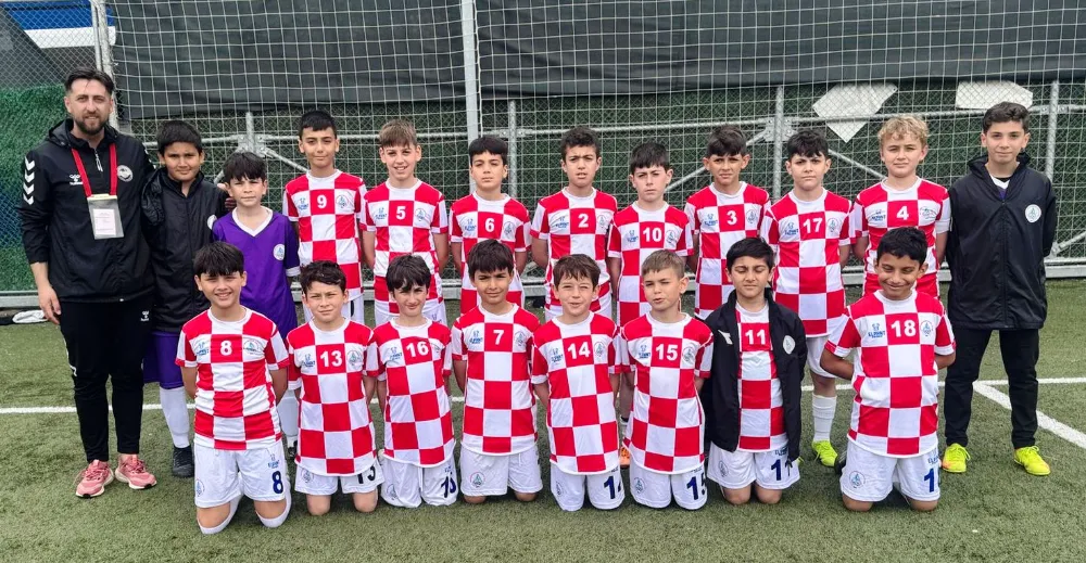 Körfez U11’de de namağlup şampiyon oldu