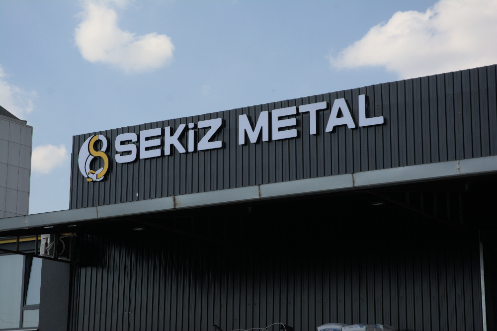 Yeni doğan bir lider: Sekiz Metal!