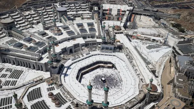 Kabe, 601 metrelik Kraliyet Saat Kulesi