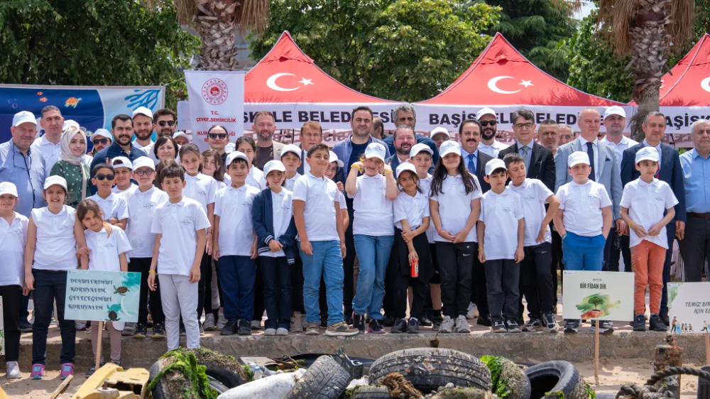 Hayat Holding’den 5 Haziran Çevre Günü’ne özel anlamlı proje: Hayat Kimya ve Limaş Kocaeli sahilini temizledi