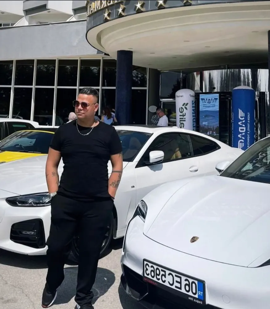 Kadir Çetin: Azimle Dijital Başarıyı İnşa Eden Genç Girişimci