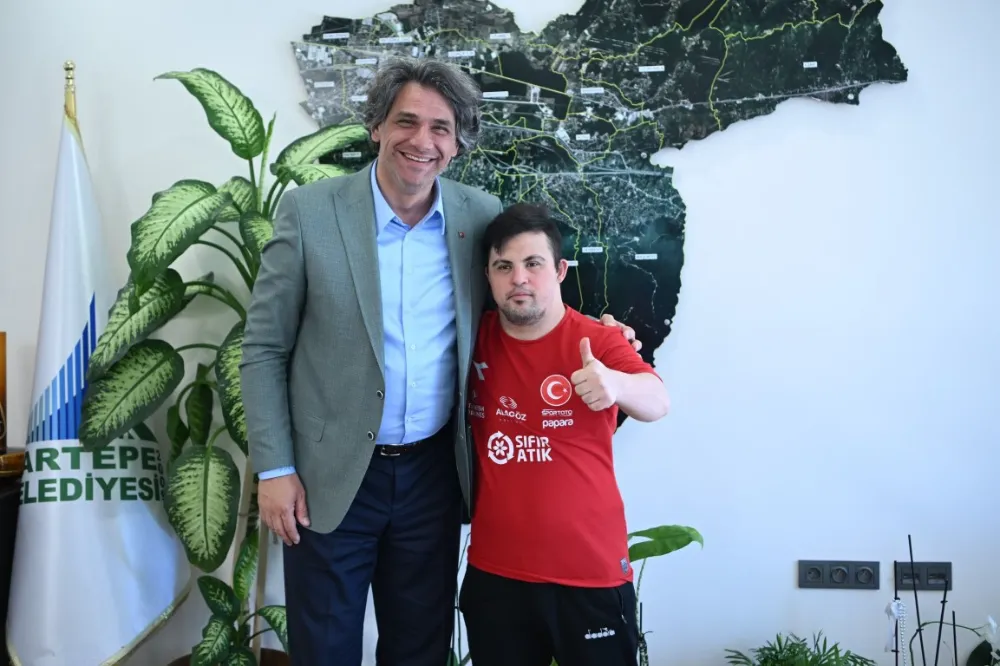 Kartepeli Sporcu Doğukan Başkan Kocaman’ı Ziyaret Etti