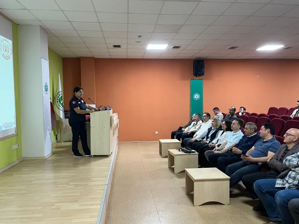 Büyükşehir İtfaiyesi’nden KOÜ personeline eğitim   