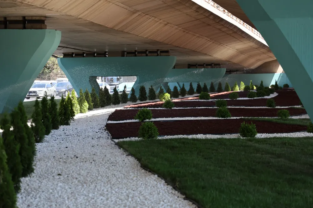 Gebze Topçular Köprülü Kavşağı’nda çevre düzenlemesi