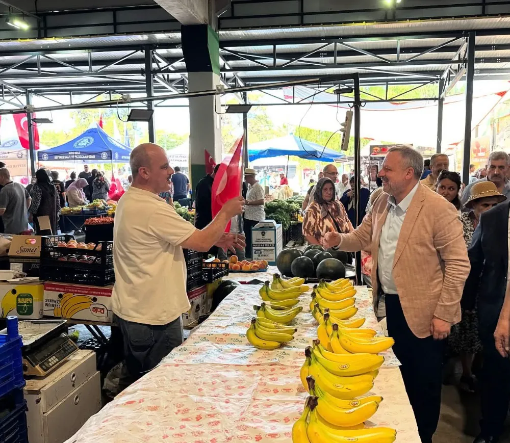 Başkan Dokuzlar, “85 Milyona Bayrak” Çağrısına Destek Olmaya Devam Ediyor
