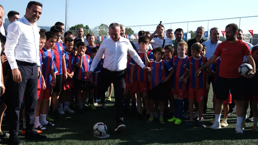 Başiskele Yakup Altun Sporcu Gençlik Eğitim Merkezi açıldı